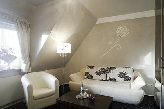 Amethyst Hotel Garni Lueneburg Deutsch Evern Экстерьер фото