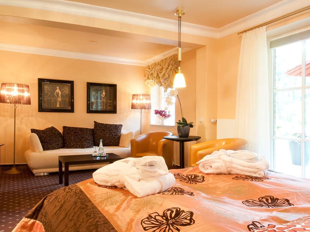 Amethyst Hotel Garni Lueneburg Deutsch Evern Экстерьер фото